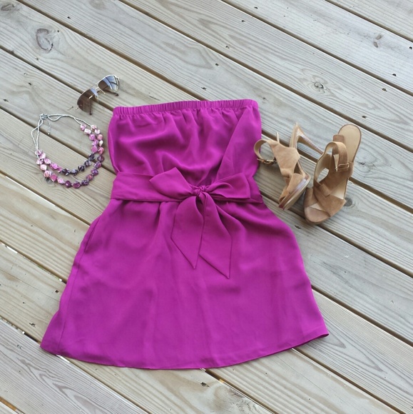 Express Strapless Dresss - Picture 1 of 1